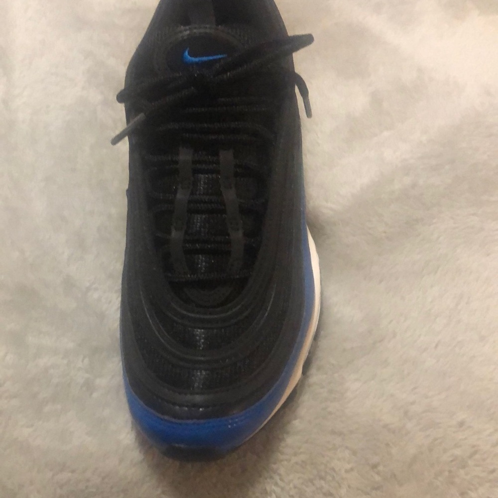 Size 8 Nike Air Max 97 in good condition!